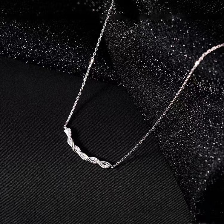 925 silver necklance 3.webp