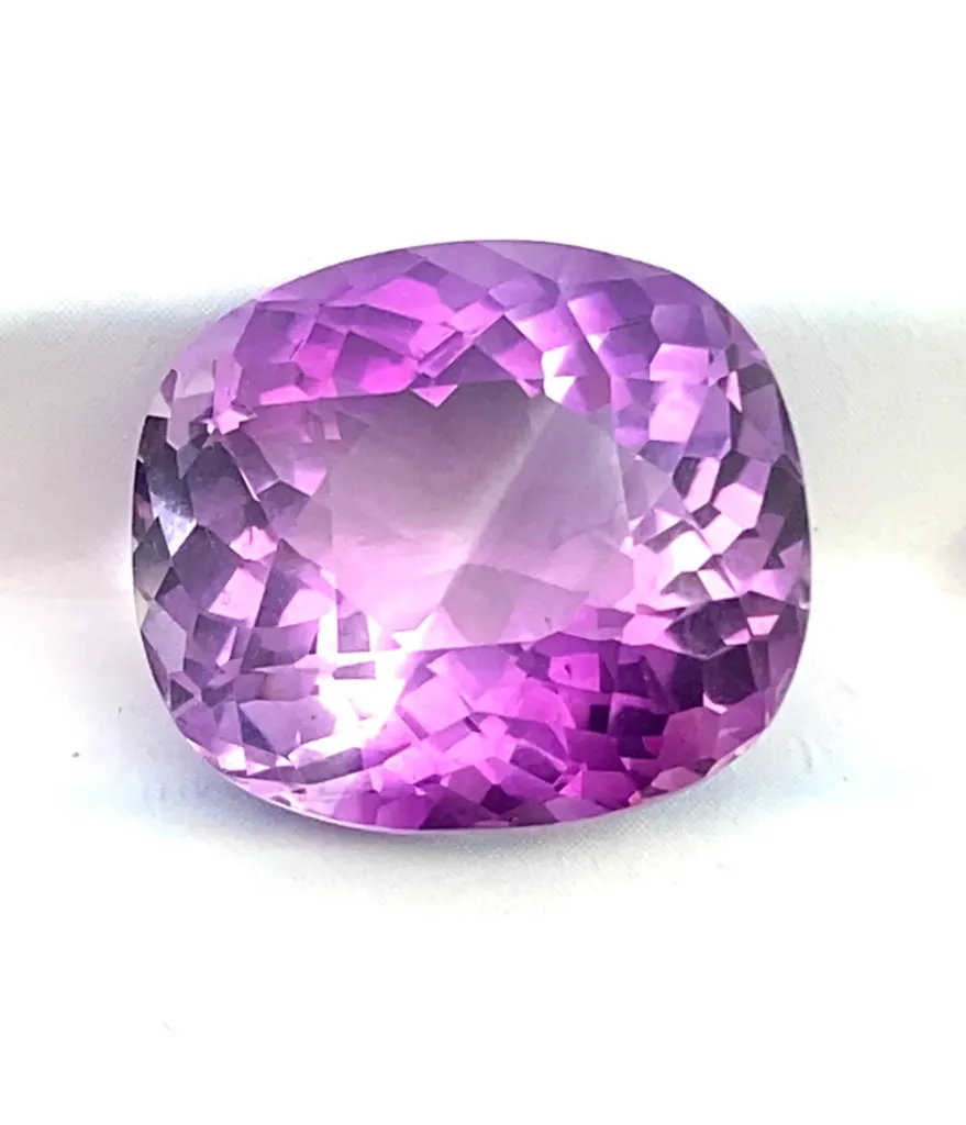 [sap76-01] Purple sapphire 0.43 Carat