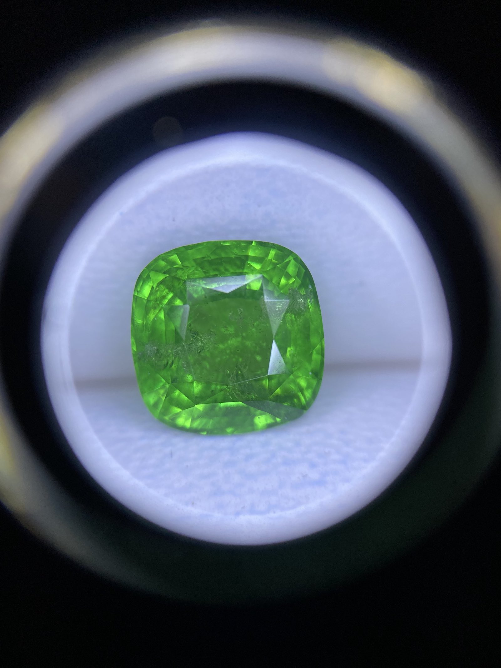 Natural Tsavorite 3.81 Carat - Image 7