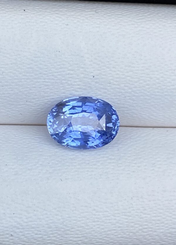 Blue Sapphire 3.27 Carat - Image 6