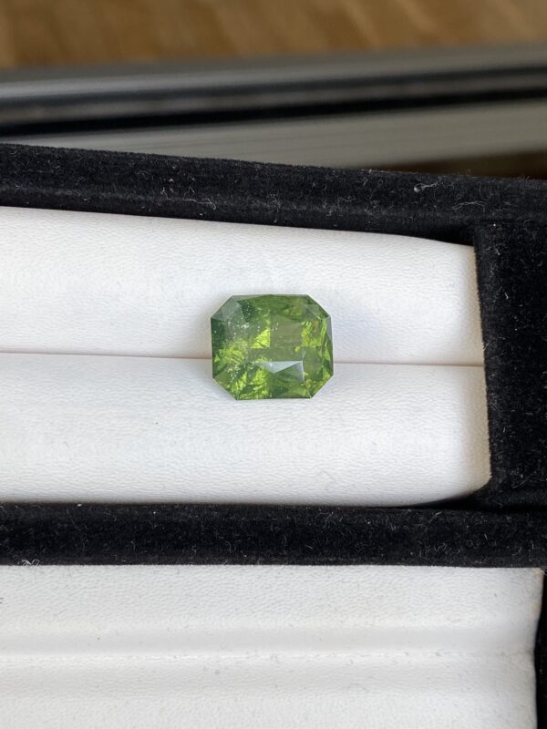 Zircon 14.68 Cts - Image 4