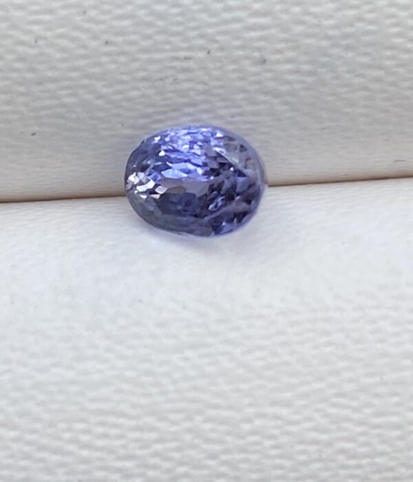 Violet Sapphire 1.24 Carat - Image 3