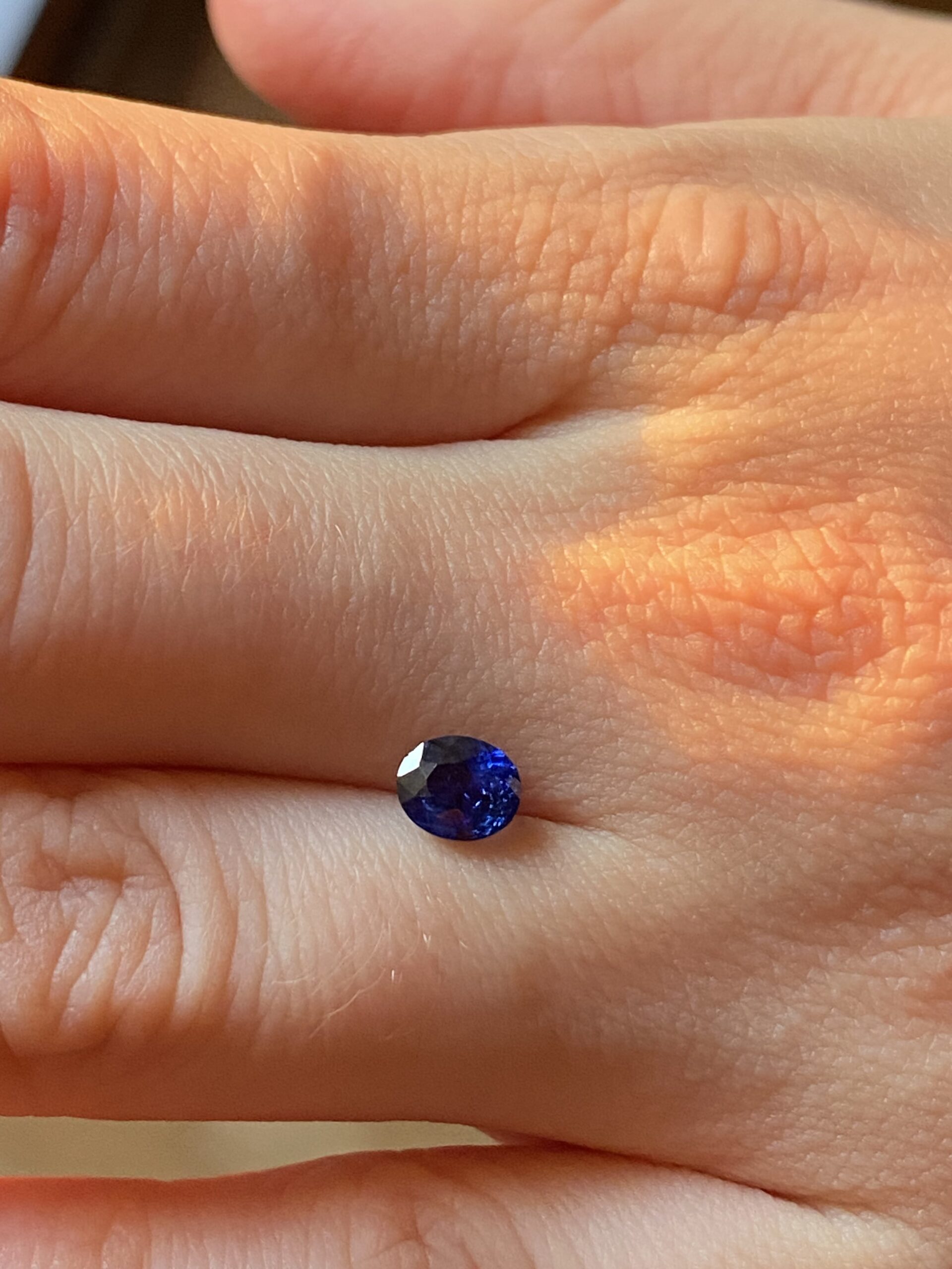 Blue Sapphire 0.64 carat - Image 9