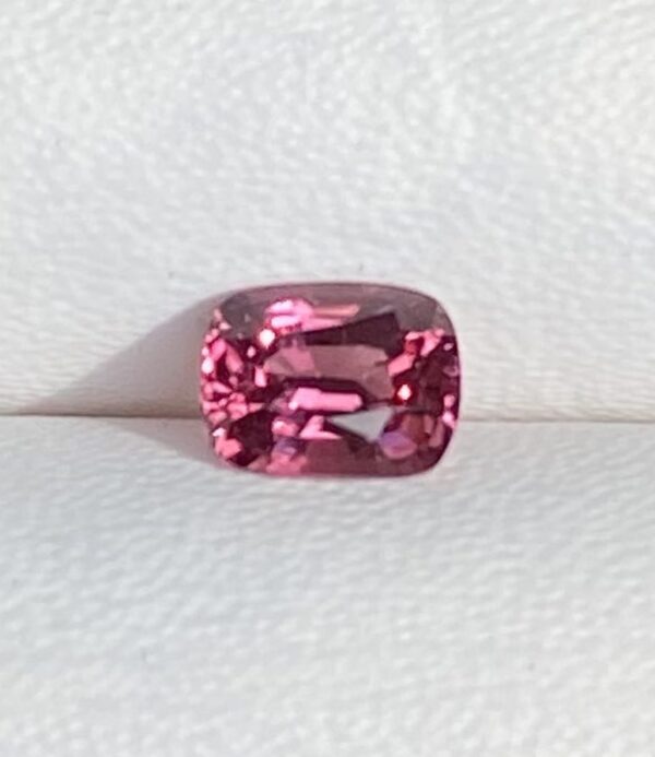 Natural Pink Spinel 1.64 Carat - Image 9