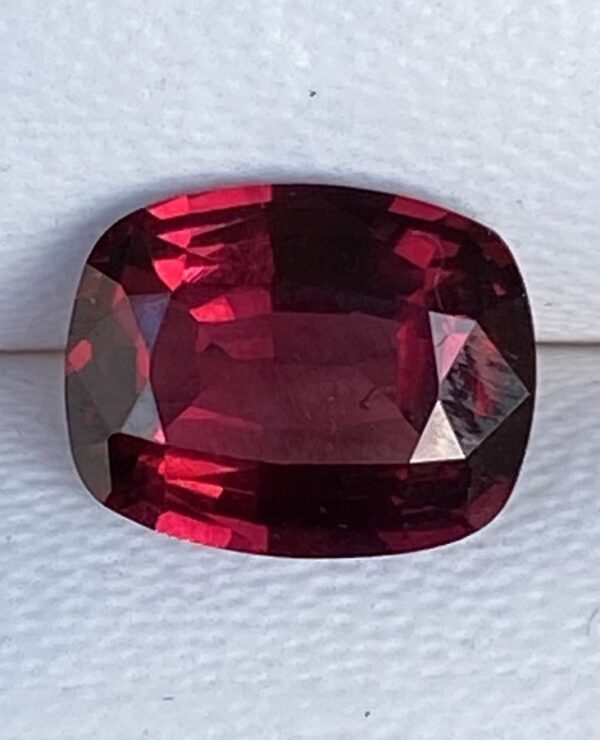 Rhodolite Garnet 3.90 Carats