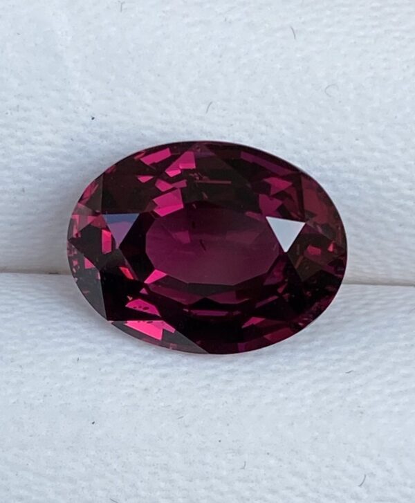Rhodolite Garnet 5.89 Carat - Image 7