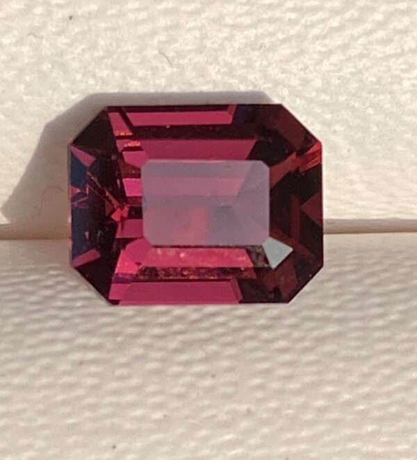 Rhodolite Garnet 2.15 Carat - Image 9