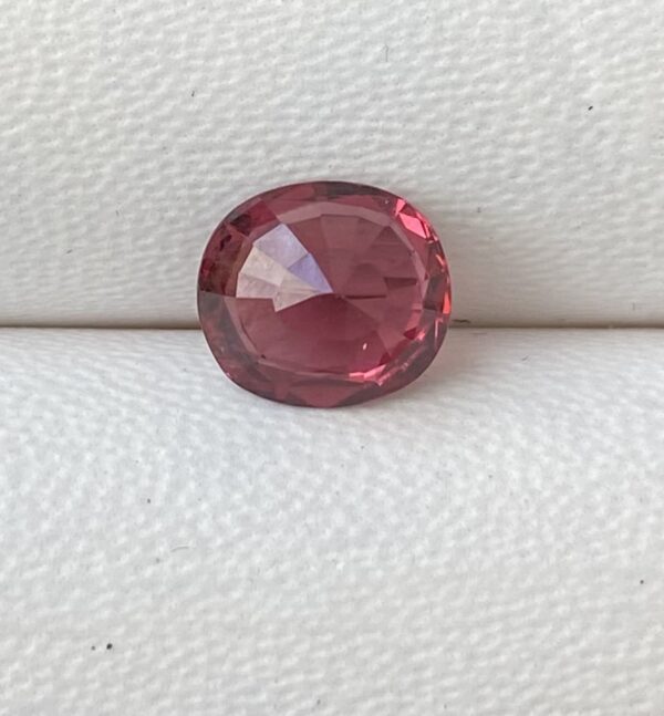Red Spinel 1.61 Carat Vietnam - Image 6