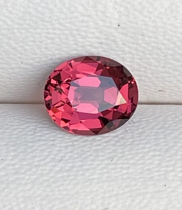 Rhodolite Garnet 2.46 Carat - Image 8