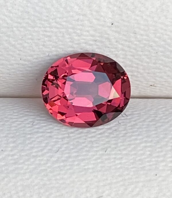 Rhodolite Garnet 2.46 Carat