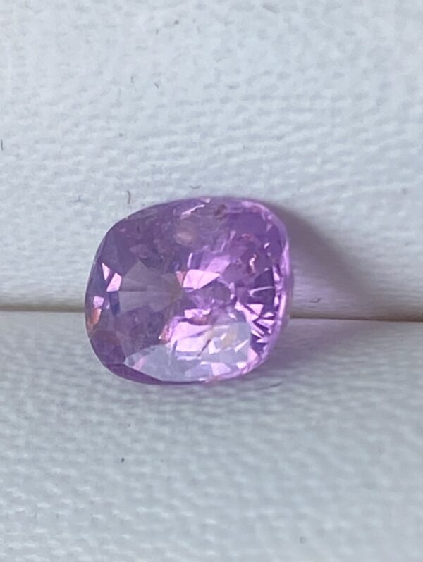 Purplish Pink  Sapphire 1.48 Carats - Image 2