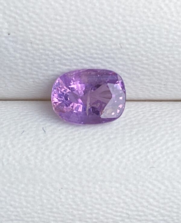 Purplish Pink  Sapphire 1.48 Carats - Image 7