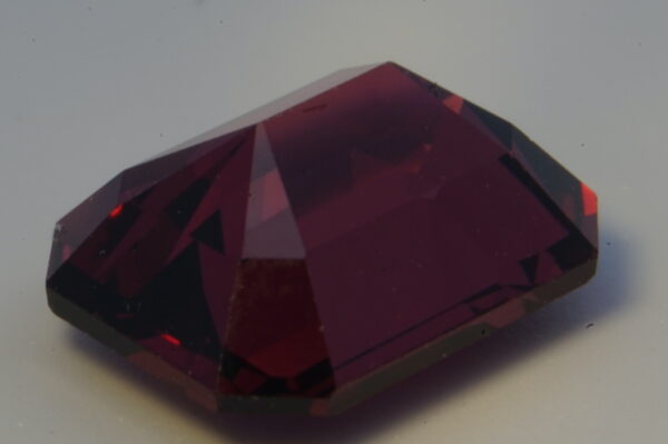 Rhodolite Garnet 2.15 Carat - Image 3