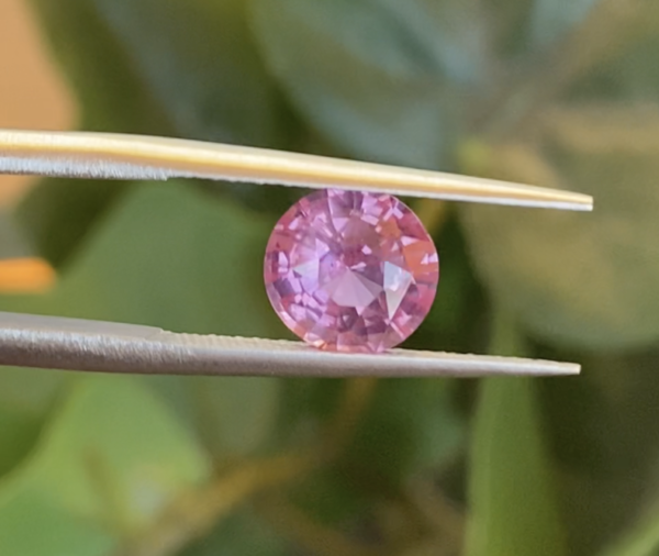 Natural Sapphire Patparja 1.72 Carat - Image 2