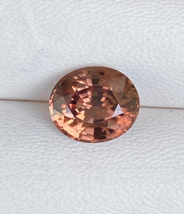 Zircon 4.41 Carat - Image 3