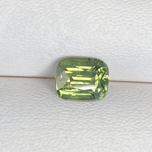 Zircon 2.63 Carat - Image 2
