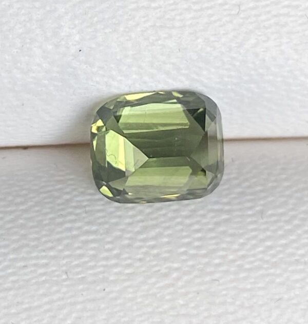 Zircon 2.63 Carat - Image 5