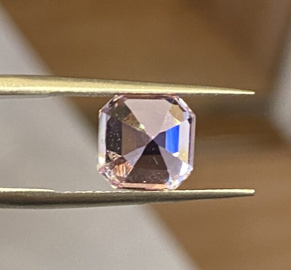 Kunzite 3.60 Carat - Image 3