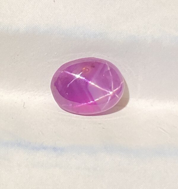 Star Sapphire 1.71 Carat - Image 2