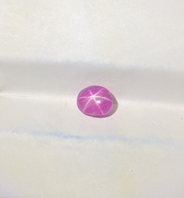 Star Sapphire 1.54 Carat - Image 3