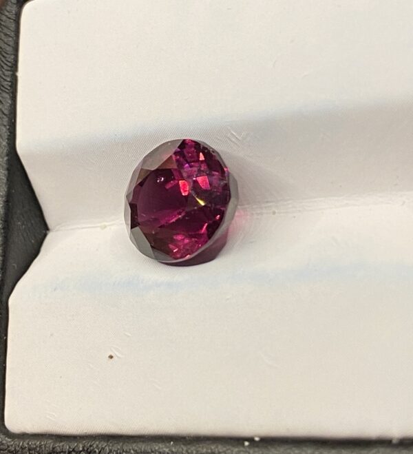 Rhodolite Garnet 6.44 Carat - Image 10