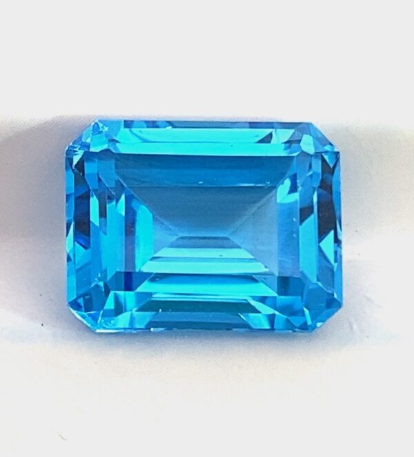Blue Topaz 15.58 Carat