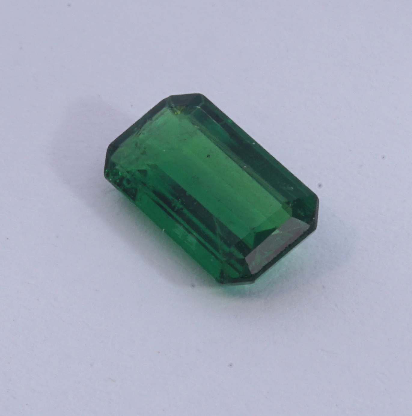Tsavorite garnet 1.83 carat - Image 5