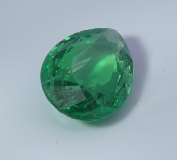 Tsavorite garnet 1.77 carat - Image 8