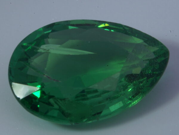 Tsavorite garnet 1.77 carat - Image 4