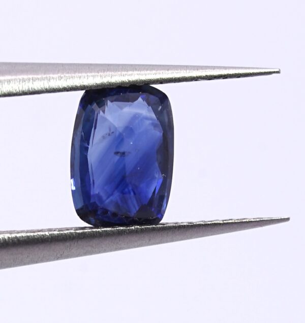 Royal blue sapphire 1.09 carat - Image 3