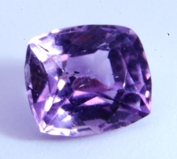 Purple sapphire 0.43 Carat
