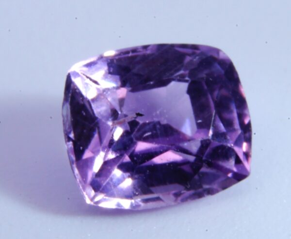 Purple sapphire 0.43 Carat - Image 2