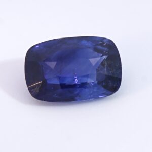 royal blue sapphire 1.09 carat