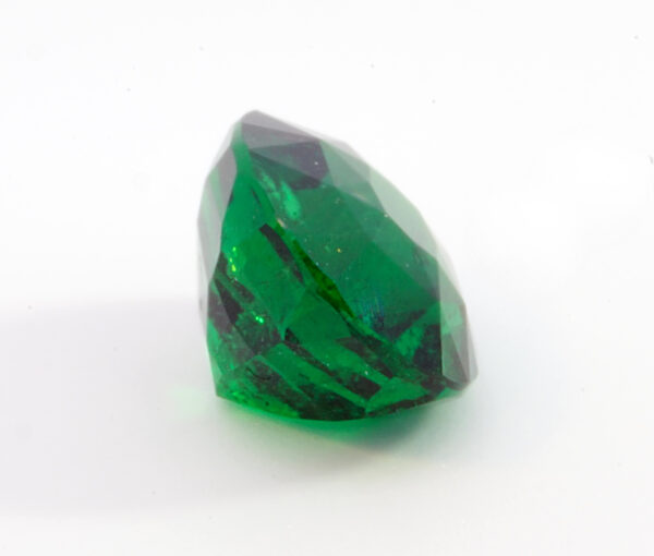 Tsavorite Garnet 2.05 Carat - Image 3